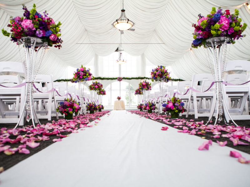 wedding-photography-tent-flowers